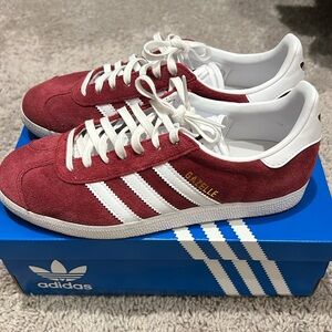 Adidas Gazelle Originals - Burgundy/White Women’s 7
